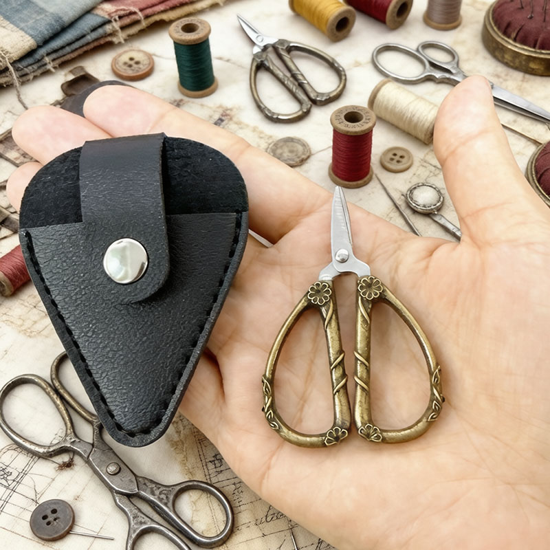 Mini Vintage Scissors Stainles - Leather Work In Art recension och pris